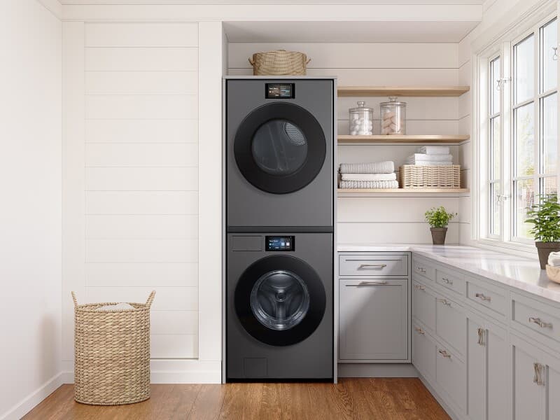 Bespoke AI 7.6 cu. ft. Ultra Capacity Front Load Dryer with AI Home & AI Optimal Dry – Dark Steel view 8