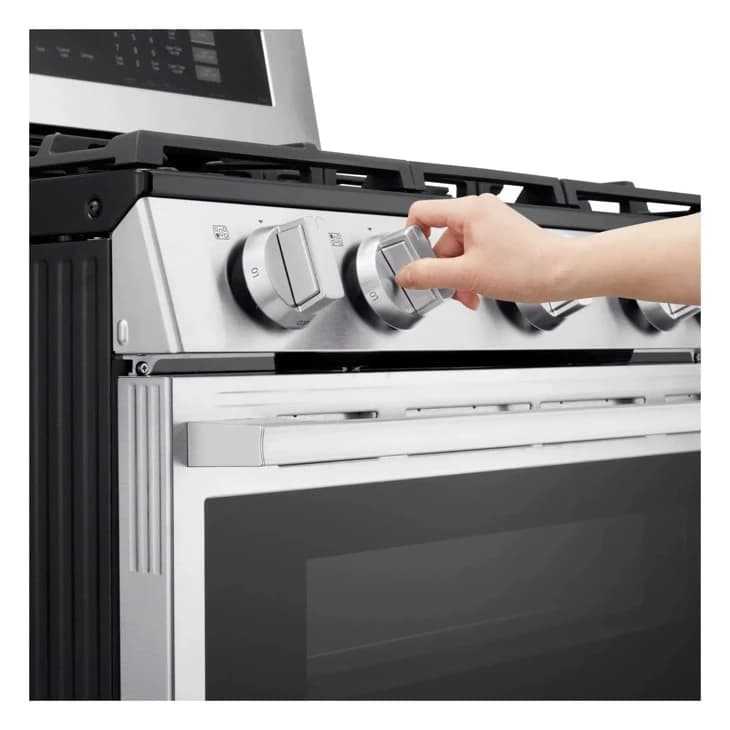 6.9 Cu. Ft. Smart Gas Double Oven Freestanding Range With Probake Convection®, Air Fry & Air Sous Vide view 9