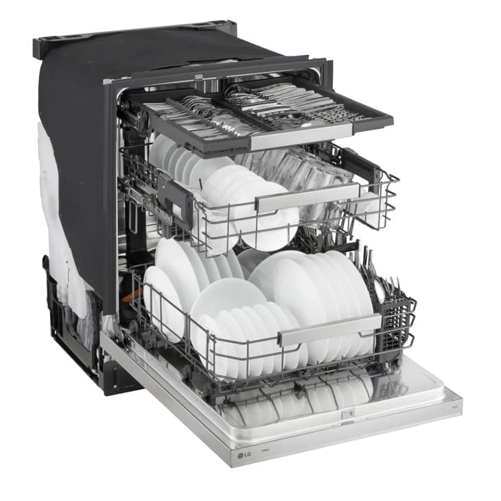 Smart Flushfit™ Top Control Dishwasher With 1-hour Wash & Dry, Quadwash® Pro, Truesteam® And Dynamic Heat Dry™ W/autovent Dry™ view 6