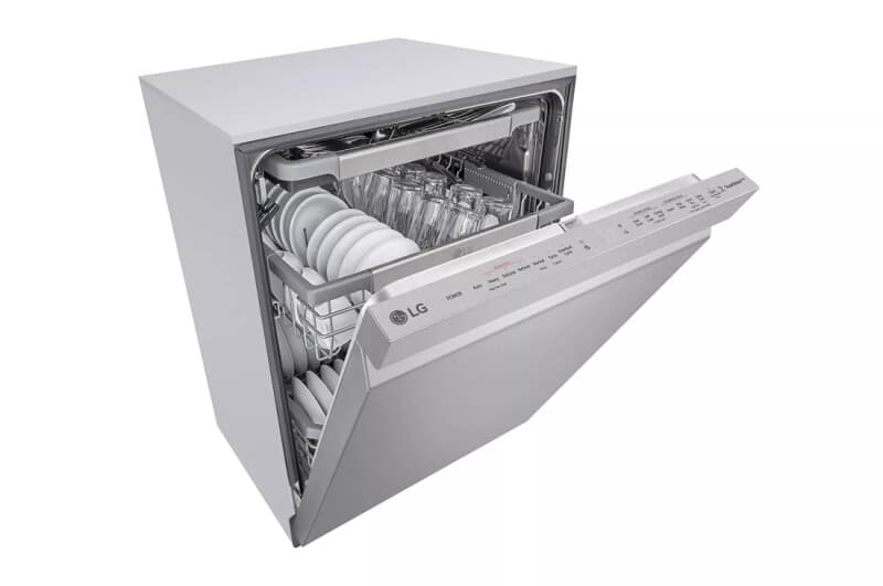 Top Control Smart Wi-fi Enabled Dishwasher With Quadwash™ And Truesteam® view 2