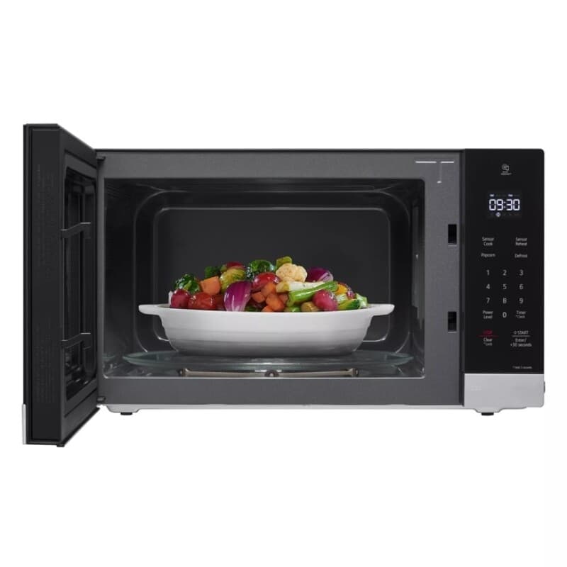 1.5 Cu. Ft. Neochef™ Countertop Microwave With Smart Inverter And Sensor Cooking view 4