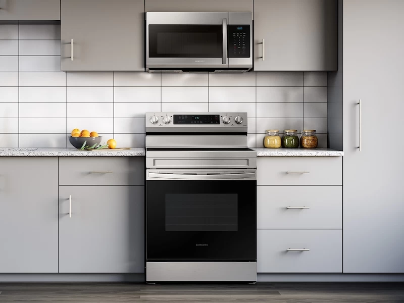 Freestanding Electric Range view 4