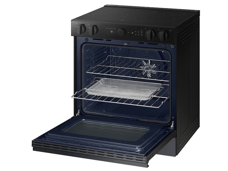 Bespoke 6.3 cu. ft. Smart Slide-In Electric Range with Air Sous Vide & Air Fry in Matte Black Steel view 3