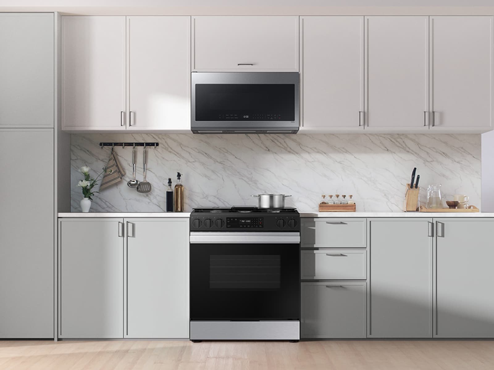 Bespoke Smart Slide-In Gas Range 6.0 cu. ft. in Stainless Steel with Safety Knobs view 6