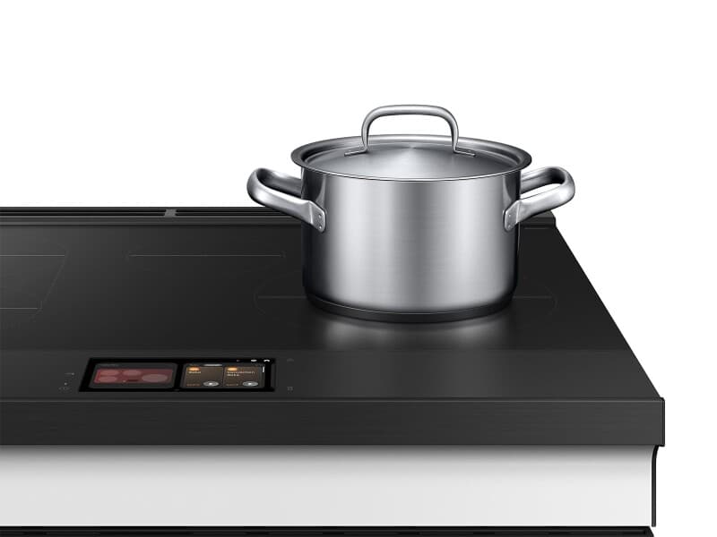 Bespoke 6.3 cu. ft. Smart Slide-In Induction Range with AI Home & Smart Oven Camera in White Glass view 9