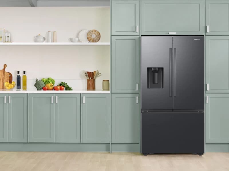 32 cu. ft. Extra Large Capacity 3-Door French Door Refrigerator with External Water & Ice Dispenser - Matte Black – Black Matte view 5