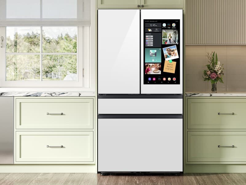 4DR Bespoke AI Family Hub™+ Full Depth White Glass view 10