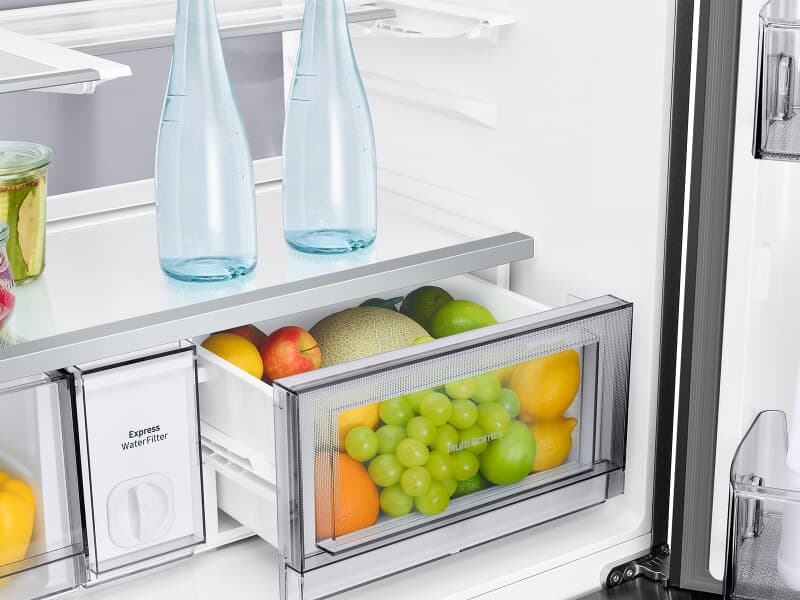 Bespoke 23 cu. ft. Counter Depth 4-Door French Door Refrigerator with AI Hybrid Cooling & Beverage Center™ in Stainless Steel view 10