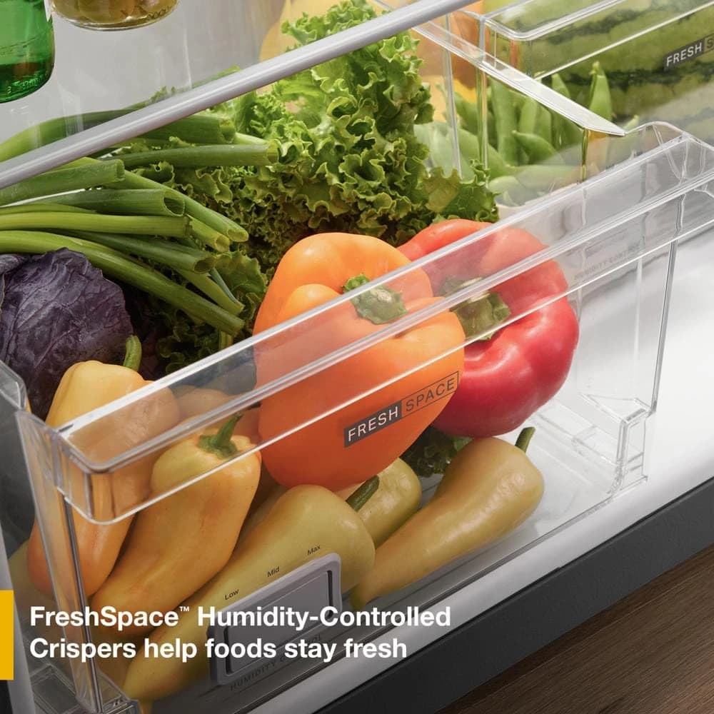 Whirlpool 21.3-cu ft Standard-Depth 33-in Wide Top-Freezer Refrigerator (Black) Garage Ready