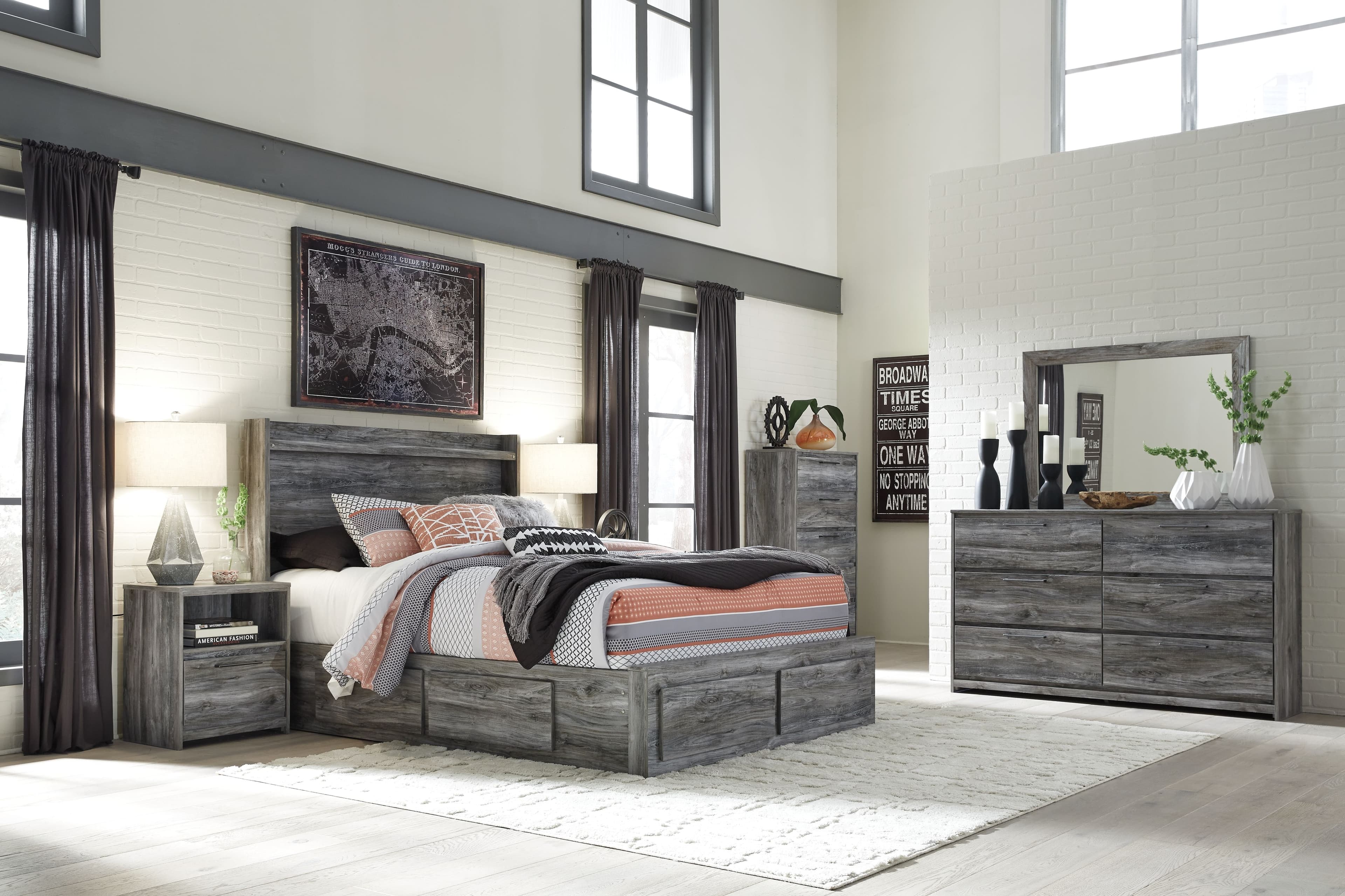 10 Pc. · Dresser, Mirror, Chest, Queen Panel Bed with 6 Storage Drawers, 2 Nightstands · Gray