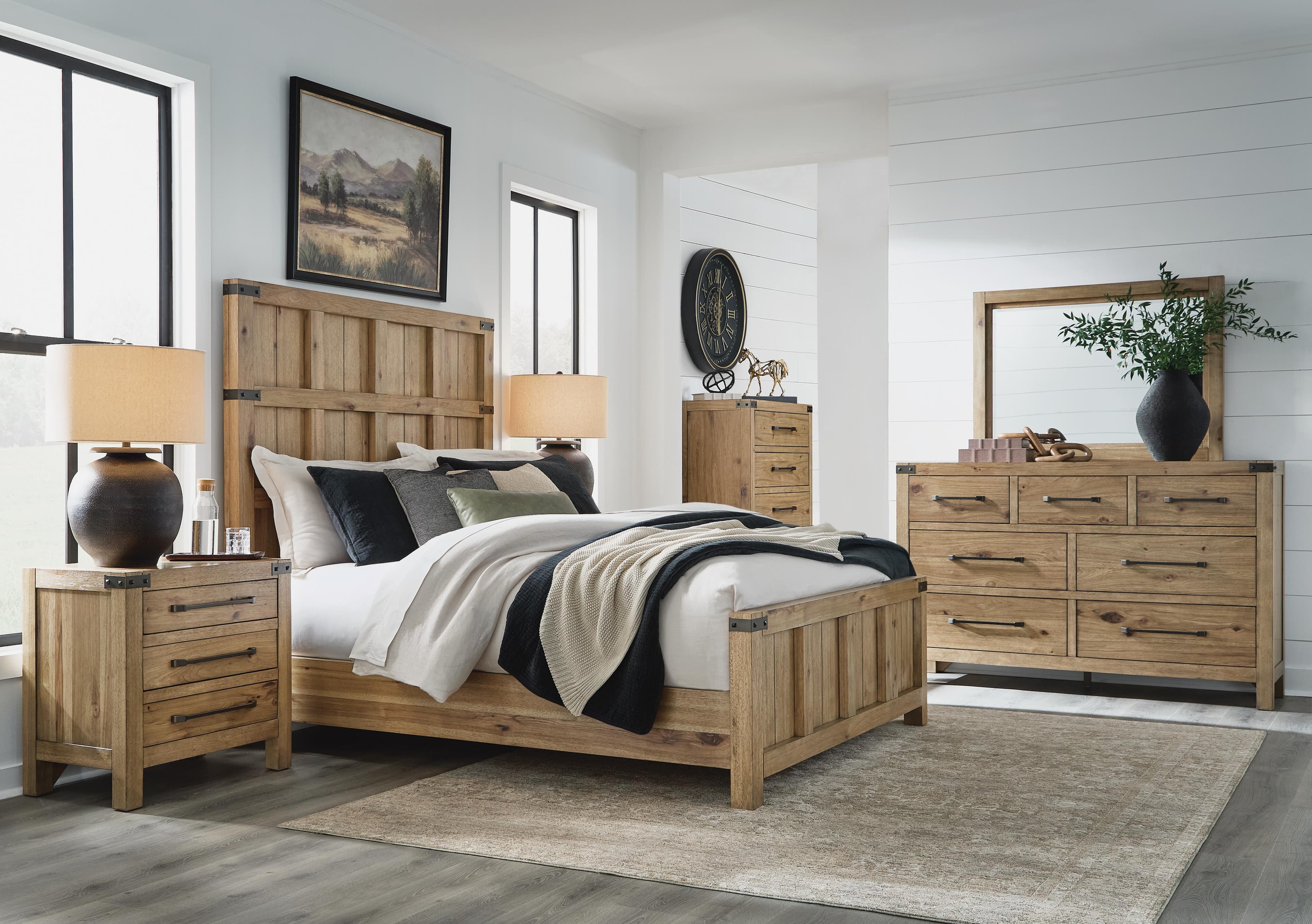 6 Pc. · Dresser, Mirror, Chest, Queen Panel Bed