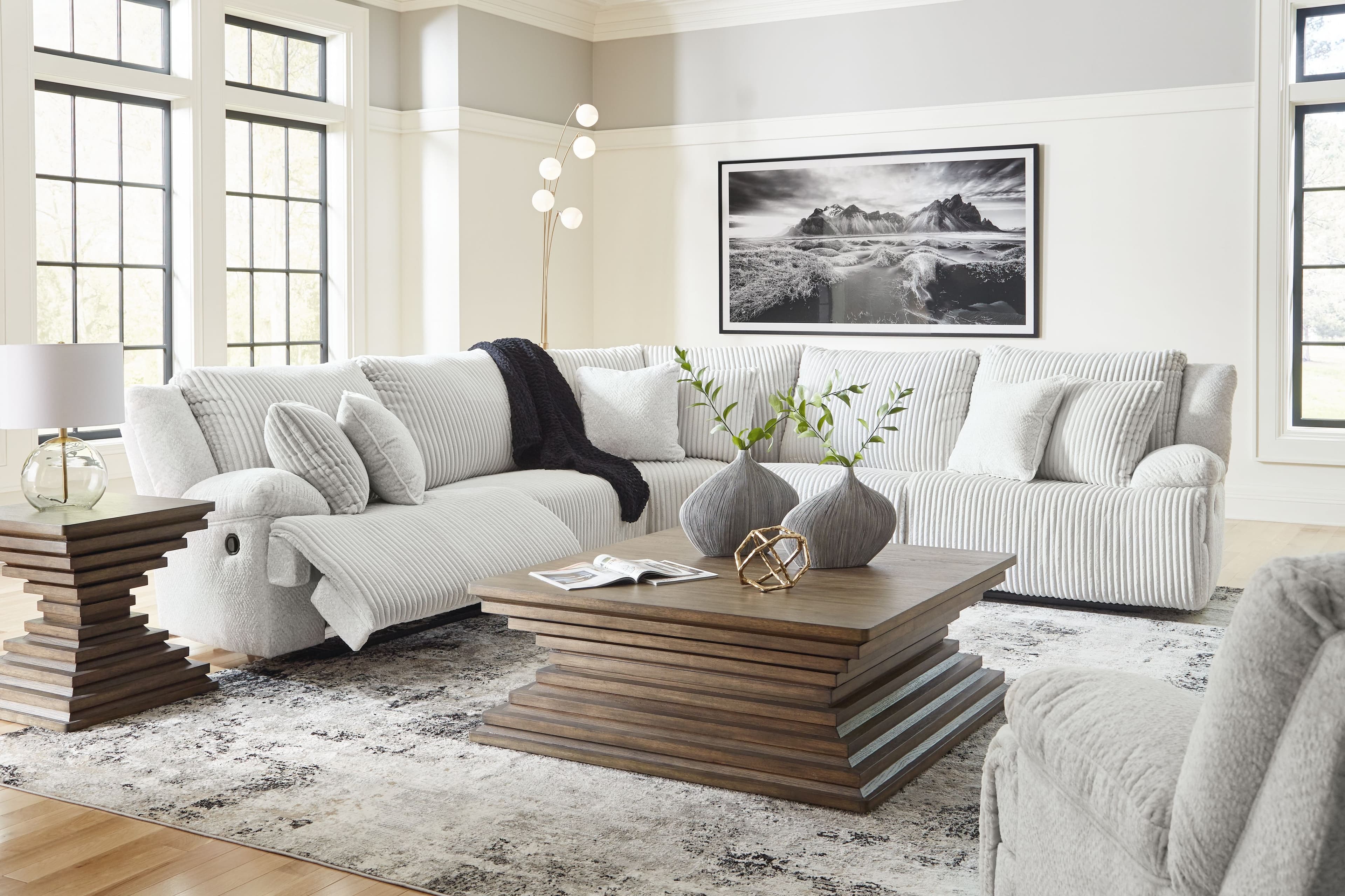 6 Pc. · 5-Piece Reclining Sectional, Rocker Recliner
