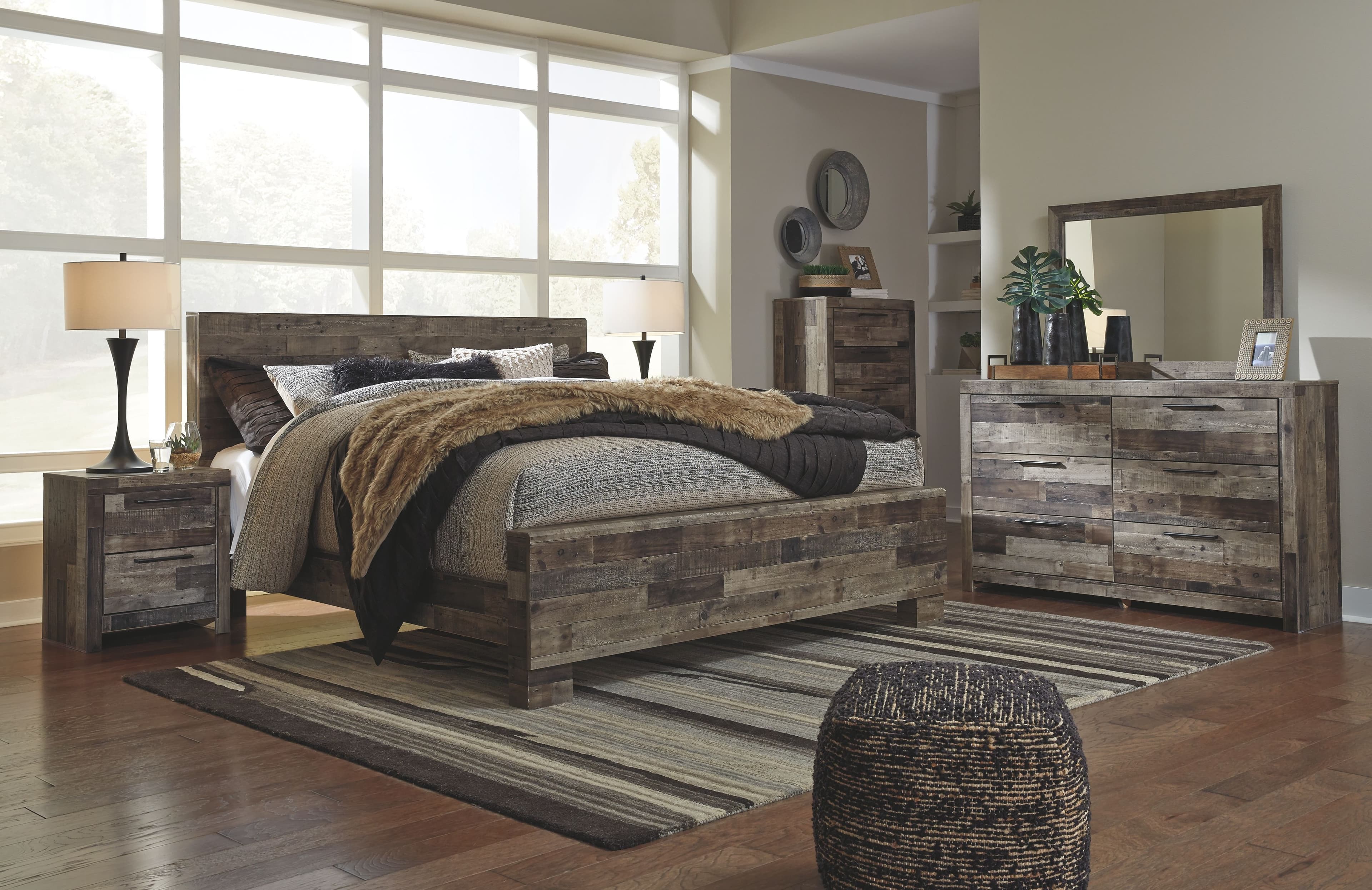 6 Pc. · Dresser, Mirror, Chest, King Panel Bed · Multi Gray