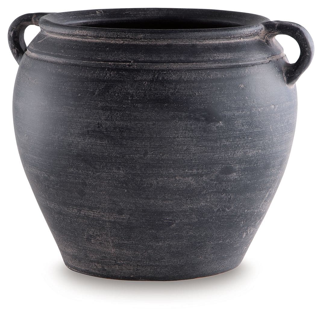 9" Vase · Distressed Black