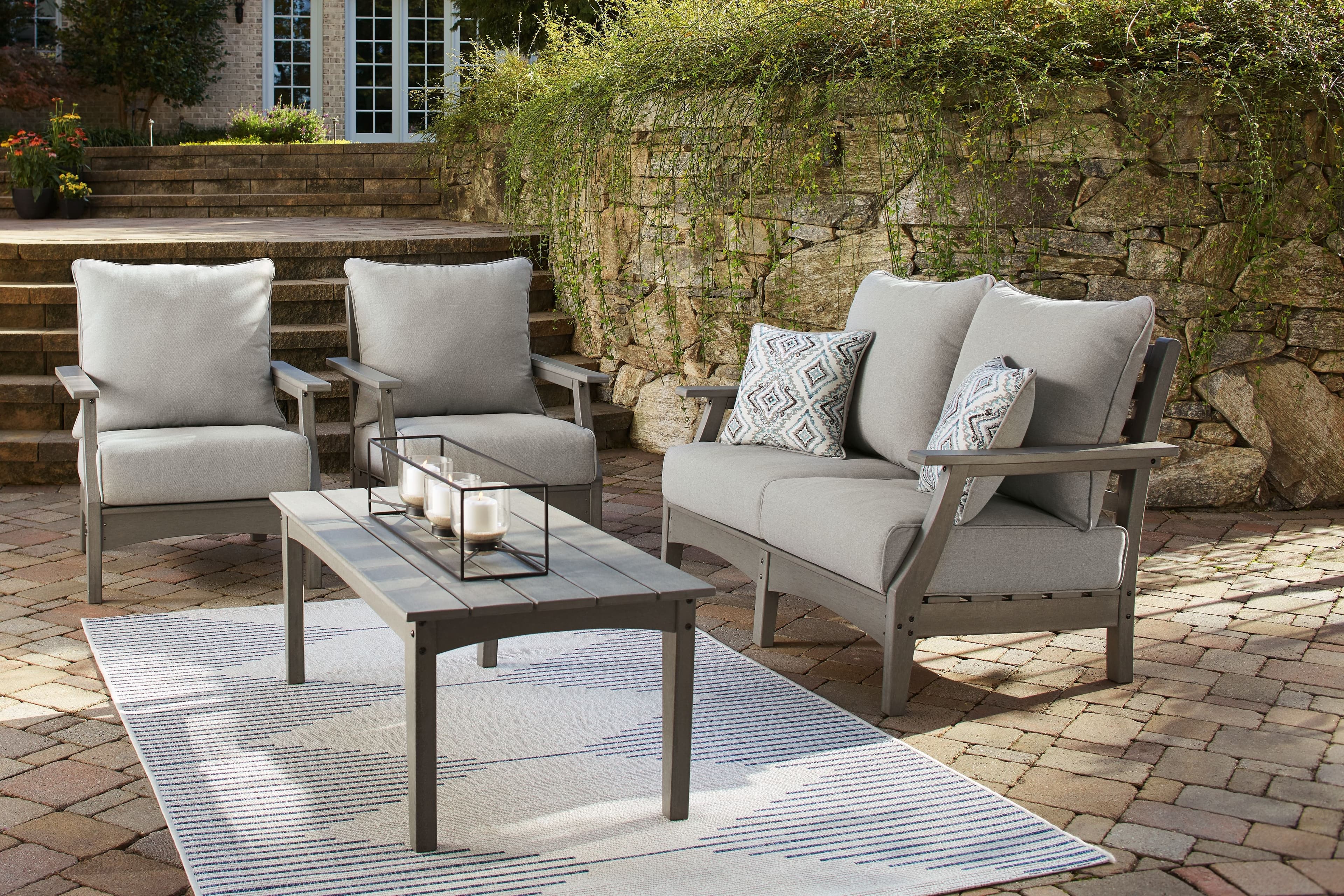 4 Pc. · Outdoor Loveseat, 2 Lounge Chairs And Coffee Table