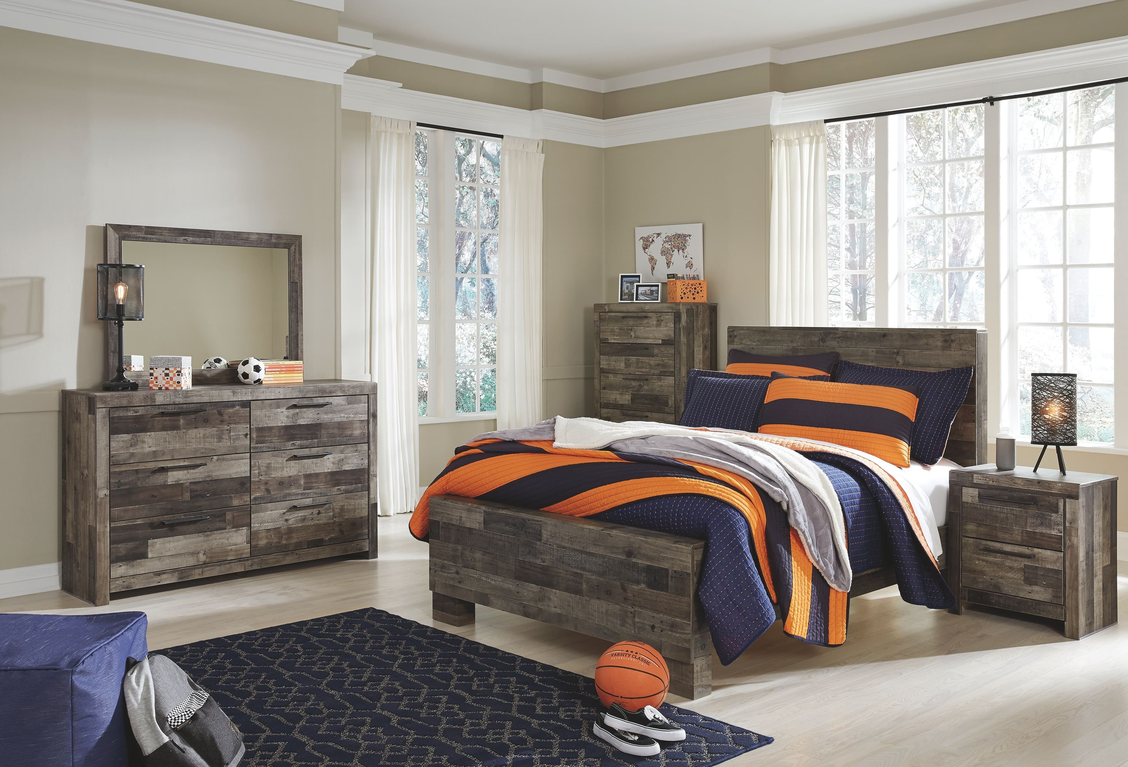 6 Pc. · Dresser, Mirror, Chest, Full Panel Bed