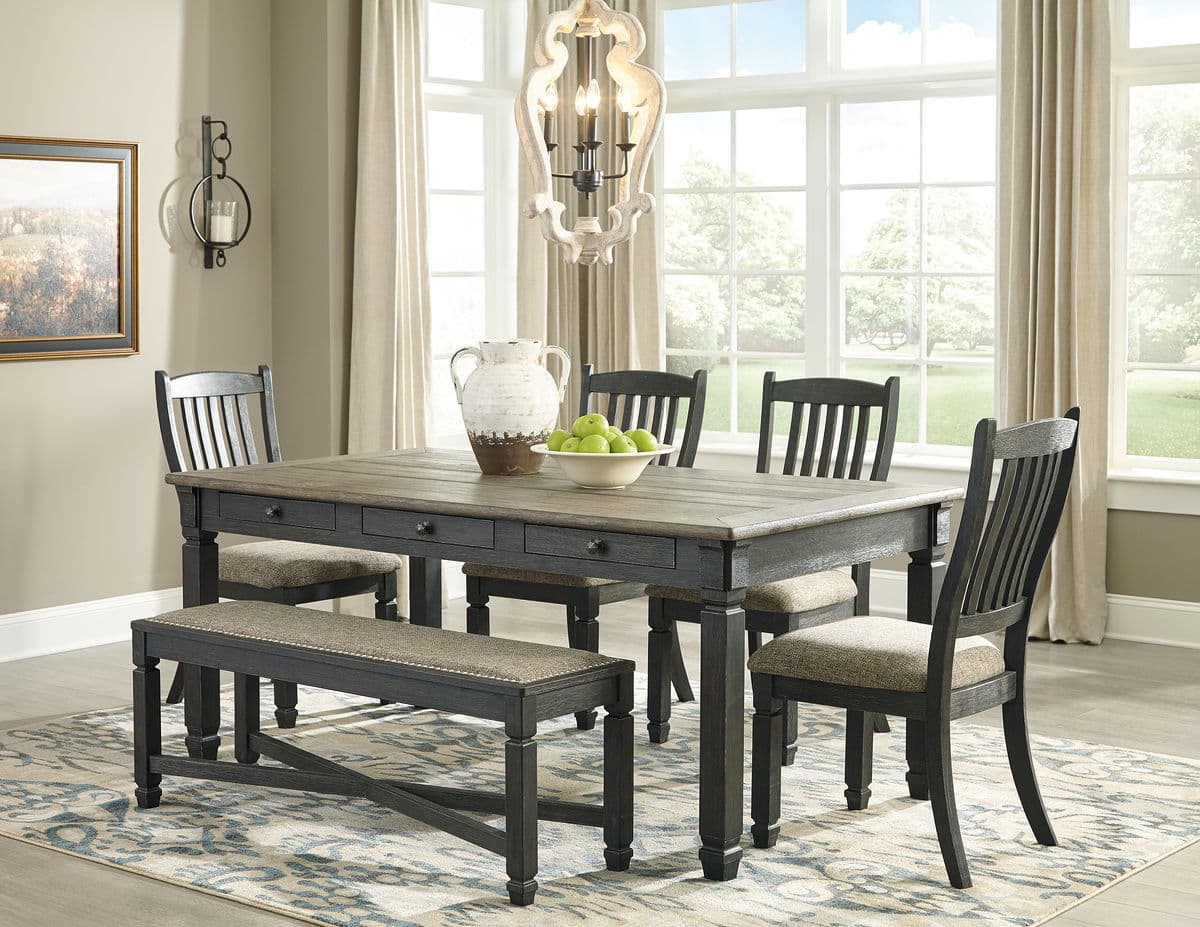 6 Pc. · Dining Room Table, 4 Side Chairs, Bench