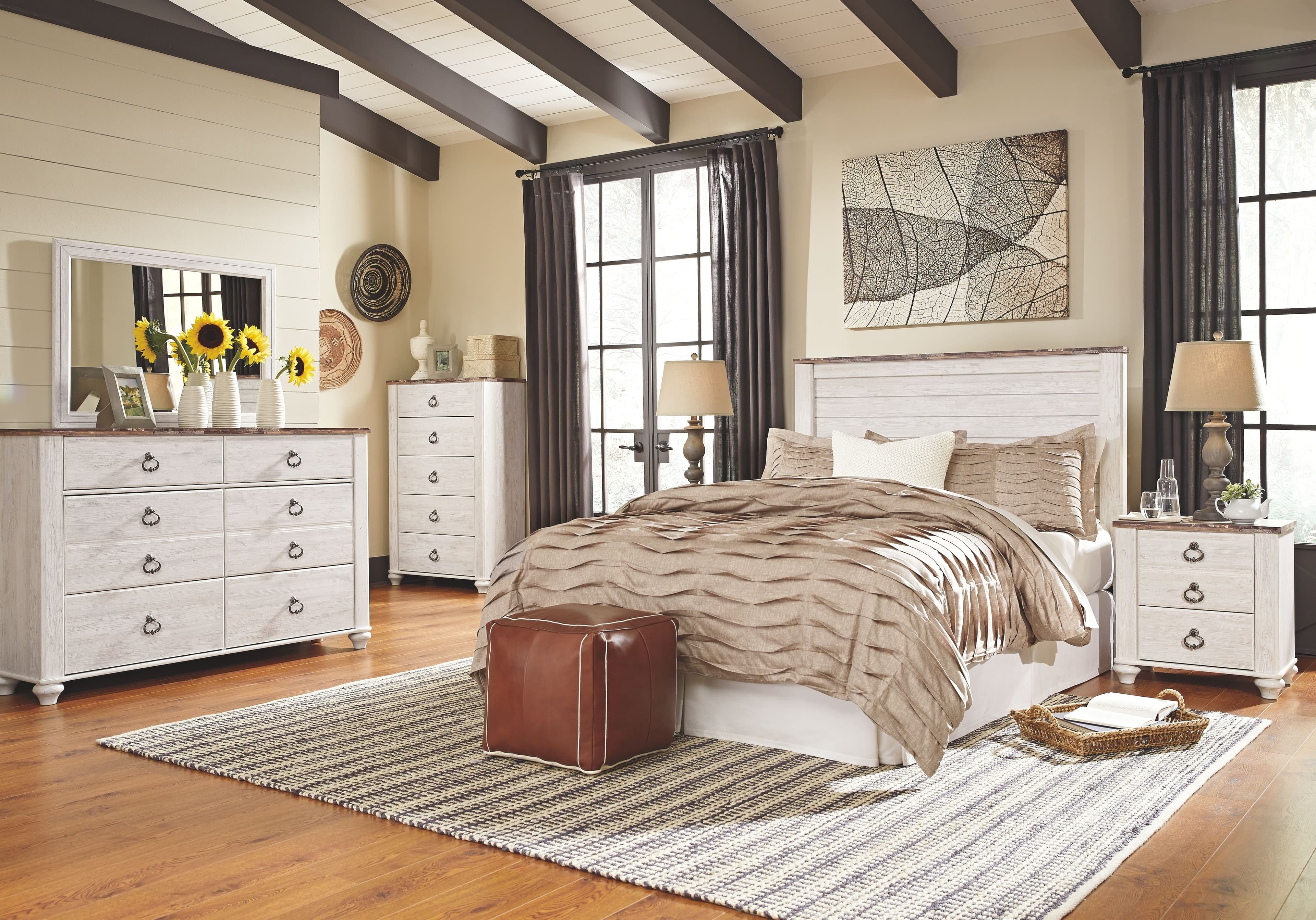 5 Pc. · Dresser, Mirror, Queen Panel Headboard, 2 Nightstands